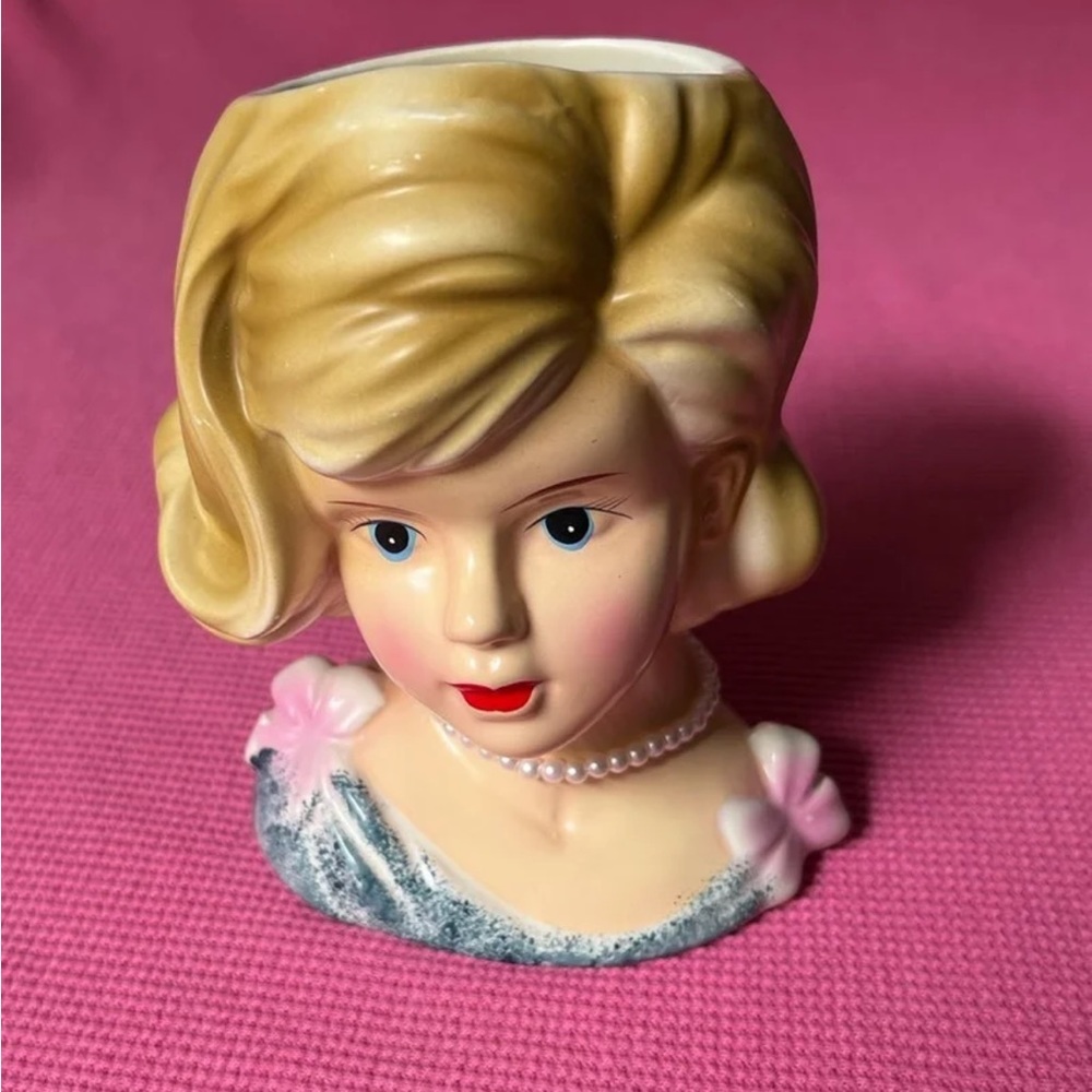 Vintage Rubens Blonde Lady Head Vase girl fauz pearl necklace pink bows 2104 HTF